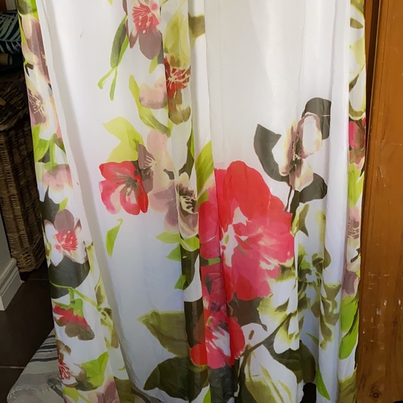 FLORAL CACHÉ LONG DRESS - Picture 2 of 7